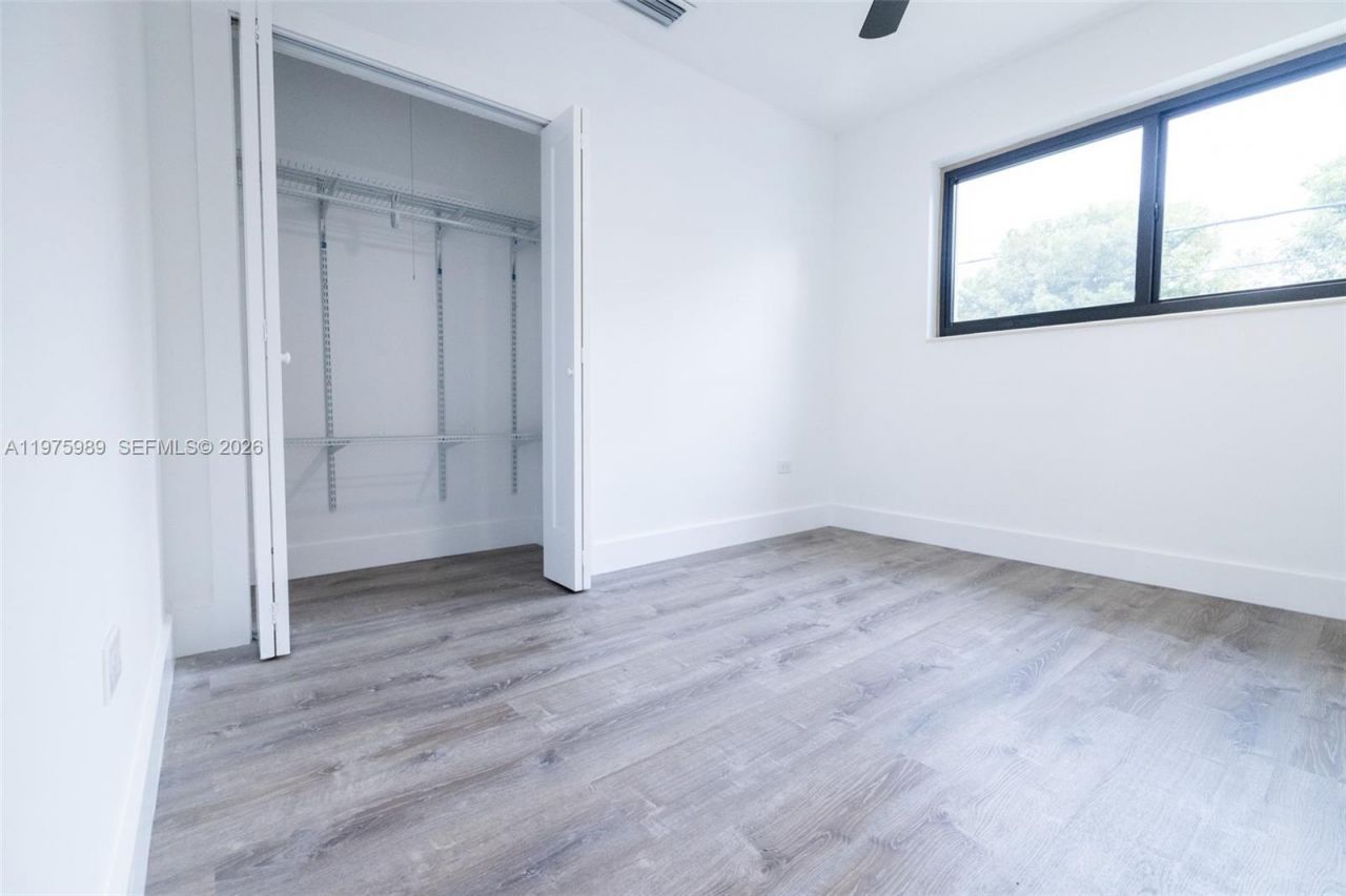 3401 SW 17th St, Unit 3401, Miami, FL 33145 Photo