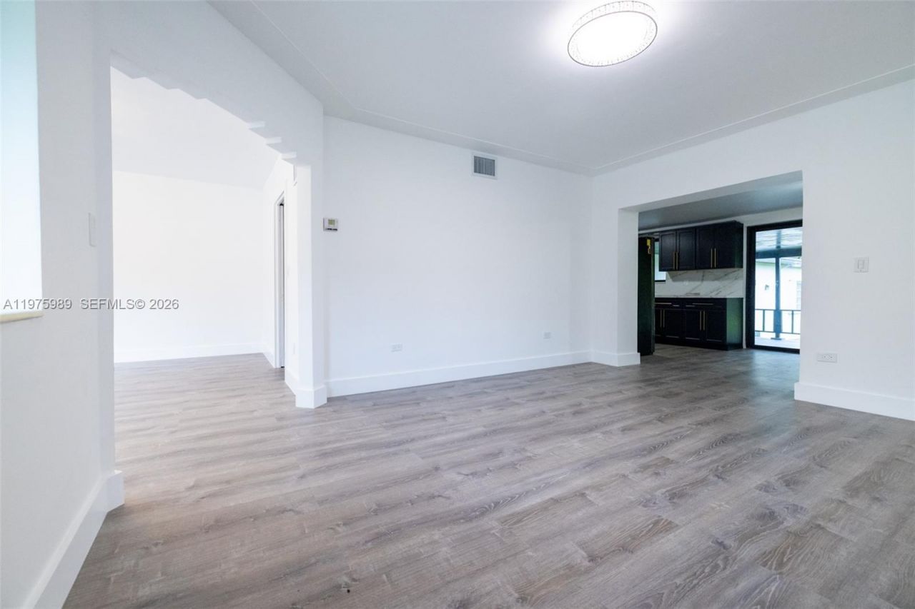 3401 SW 17th St, Unit 3401, Miami, FL 33145 Photo