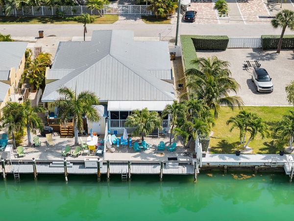 441 3Rd Street, KEY COLONY, FL 33051