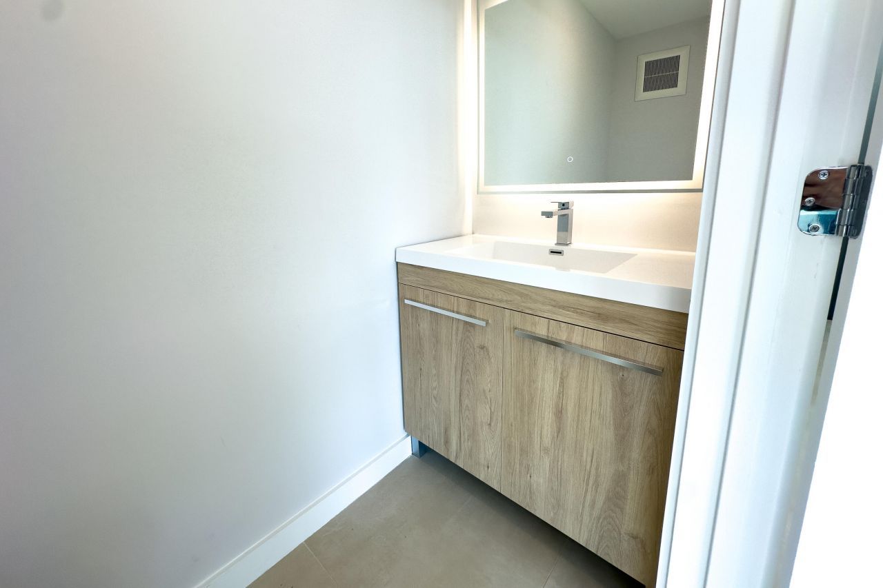 94825 Overseas Highway, Unit 220, Key Largo, FL 33037 Photo