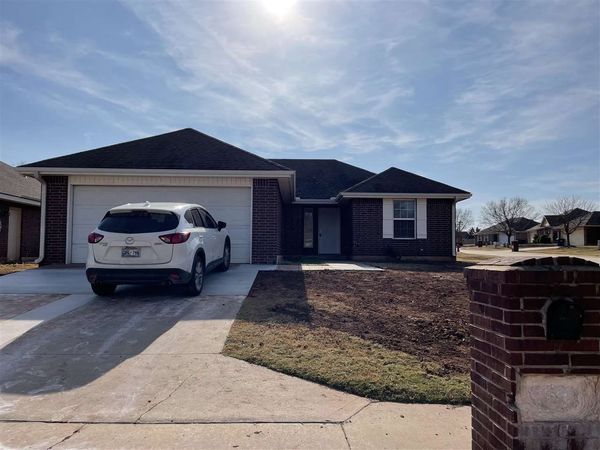 3009 E 2nd Avenue, Stillwater, OK 74074