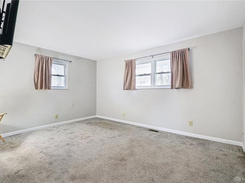 490 W Market Street, Springboro, OH 45066 Photo 23