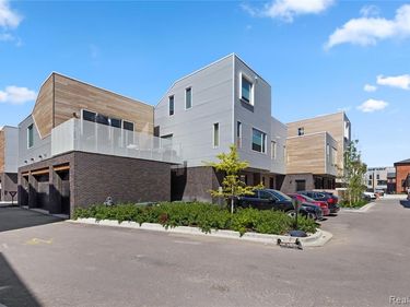 2820 John R Street, Detroit, MI 48201