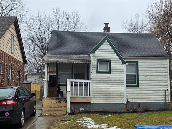 7220 Toepfer Road, Warren, MI 48091