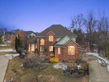 7108 Branford Court, West Bloomfield Twp, MI 48322