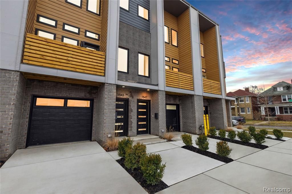 1709 Pallister Street, Detroit, MI 48206 Main Photo