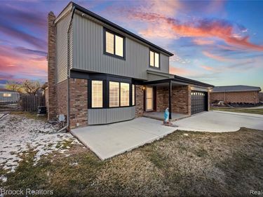 38327 Sleigh Drive, Sterling Heights, MI 48310