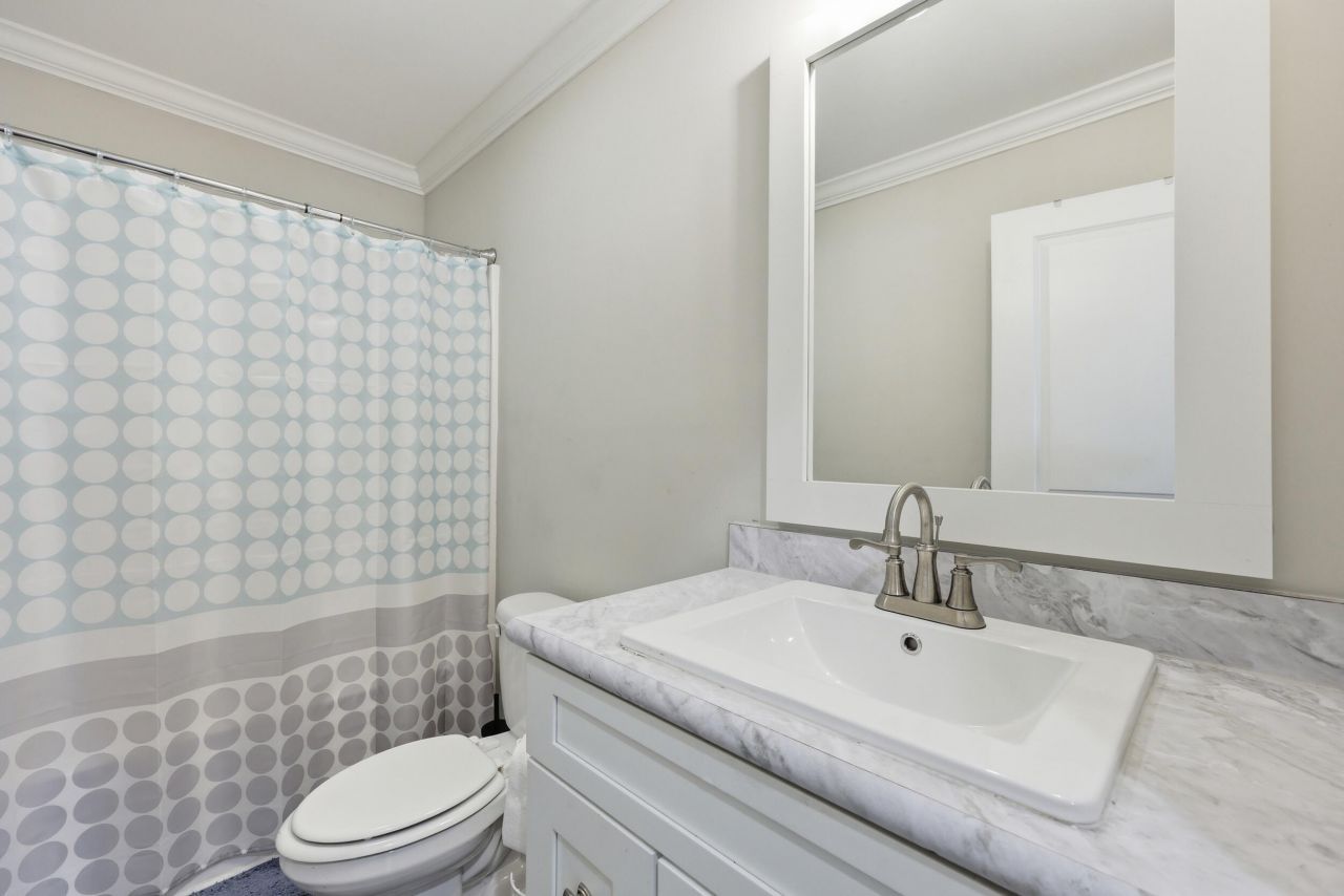 156 Willow Court Photo 18