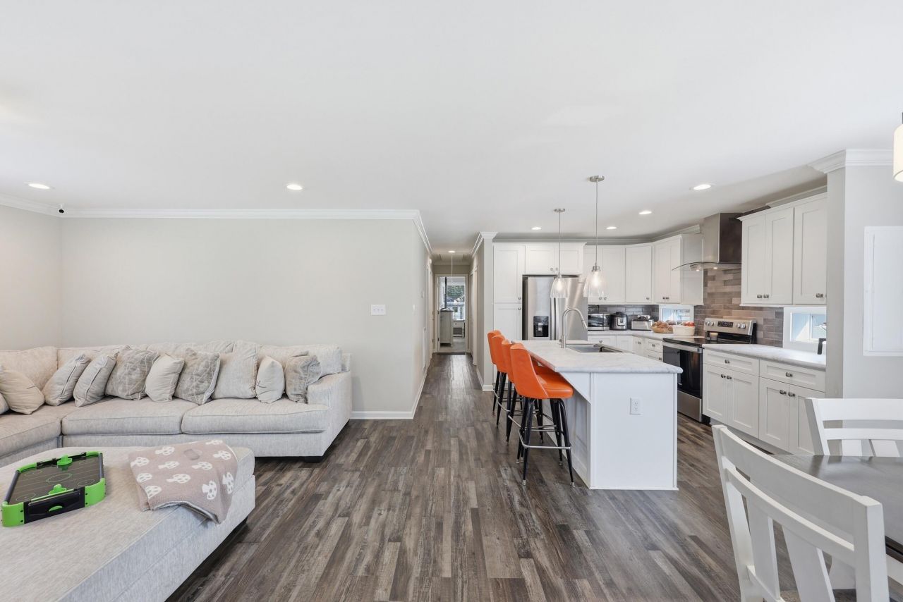 156 Willow Court Photo 4