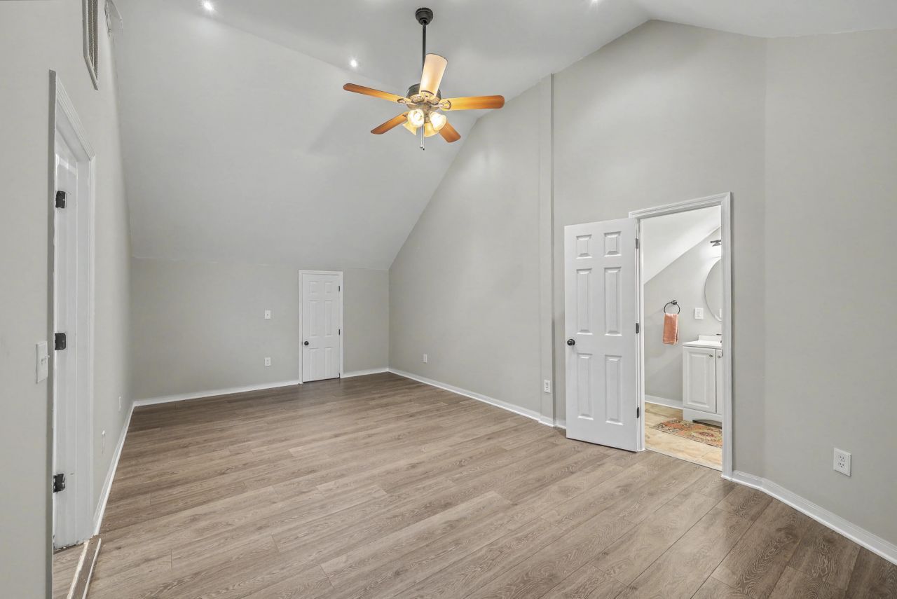 132 Hidden Fawn Circle Photo 30