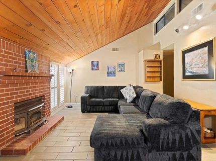 9467 Bond Rd, Elk Grove, CA 95624 Photo