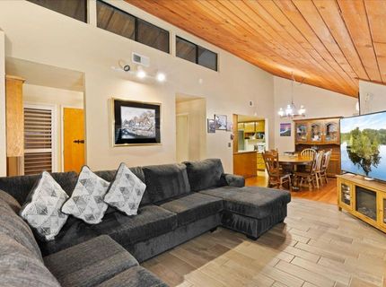 9467 Bond Rd, Elk Grove, CA 95624 Photo