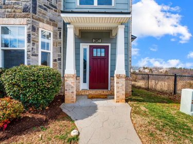 207 Capstone Drive, Lynchburg, VA 24502