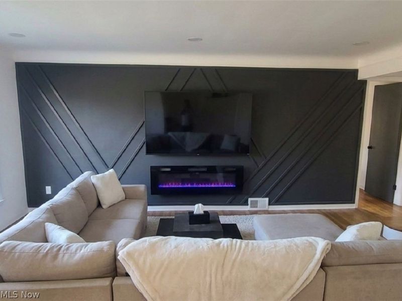 23718 Cedar Road, Beachwood, OH 44122 Photo 2