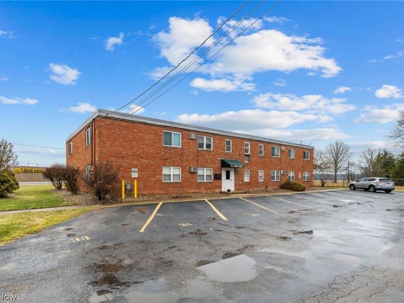 540 W College Street, Oberlin, OH 44074 Photo 2