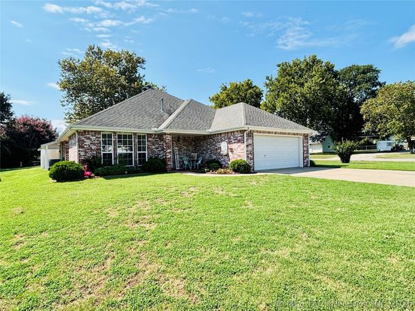 114516 Portside Drive , Eufaula, OK 74432