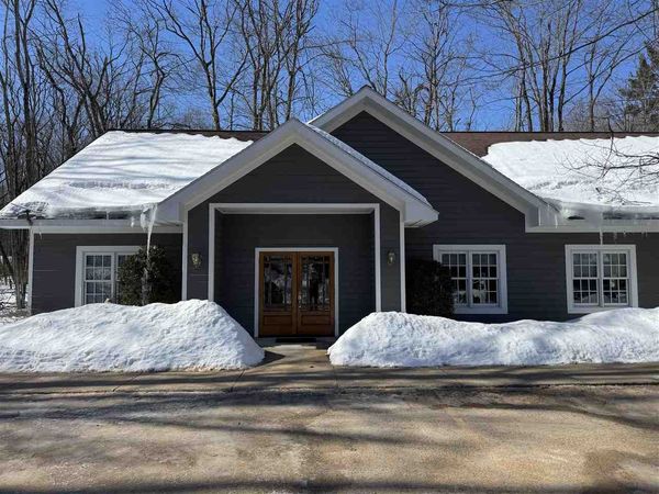 3250 Woods Way, Petoskey, MI 49770