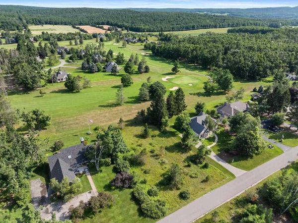 2807 Greenbriar, Harbor Springs, MI 49740