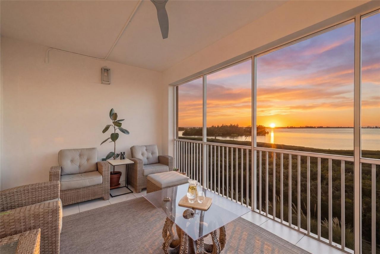 376 Aruba Circle, Unit 203, Bradenton, FL 34209 Photo