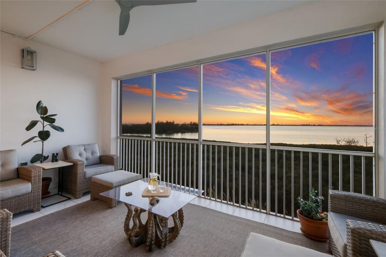 376 Aruba Circle, Unit 203, Bradenton, FL 34209 Photo