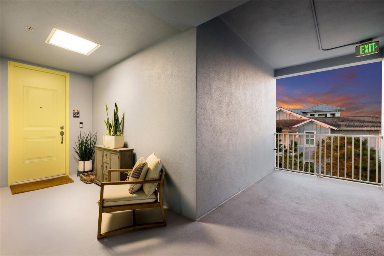 376 Aruba Circle, Unit 203, Bradenton, FL 34209 Photo