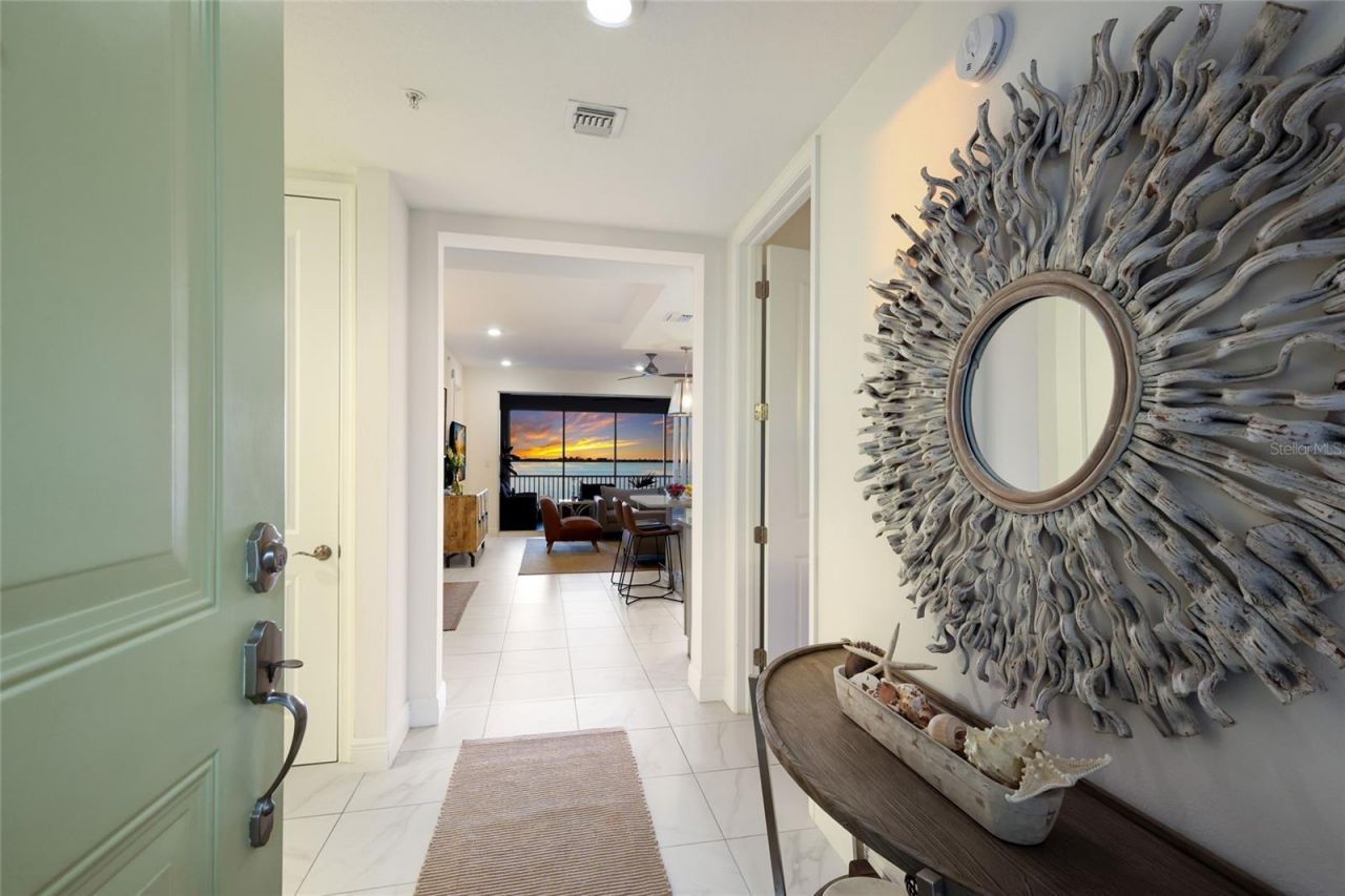 376 Aruba Circle, Unit 203, Bradenton, FL 34209 Photo