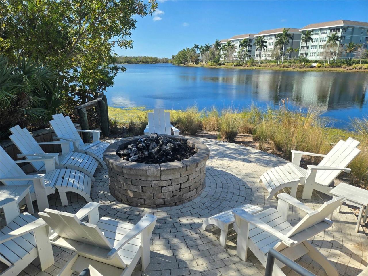 376 Aruba Circle, Unit 203, Bradenton, FL 34209 Photo