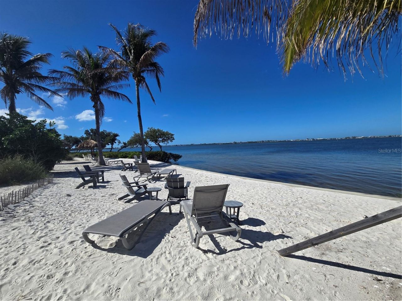 376 Aruba Circle, Unit 203, Bradenton, FL 34209 Photo