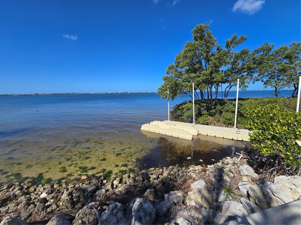 376 Aruba Circle, Unit 203, Bradenton, FL 34209 Photo