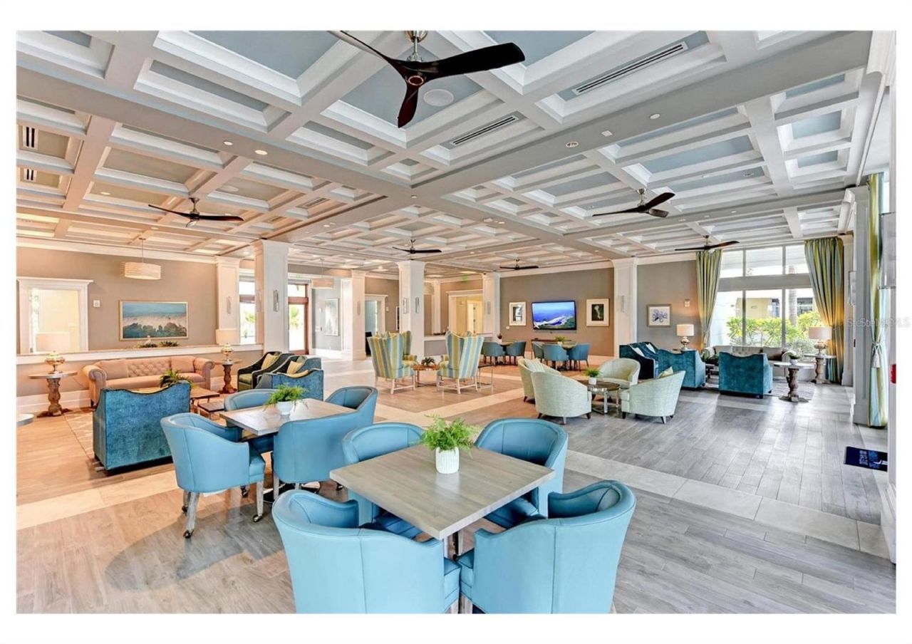 376 Aruba Circle, Unit 203, Bradenton, FL 34209 Photo