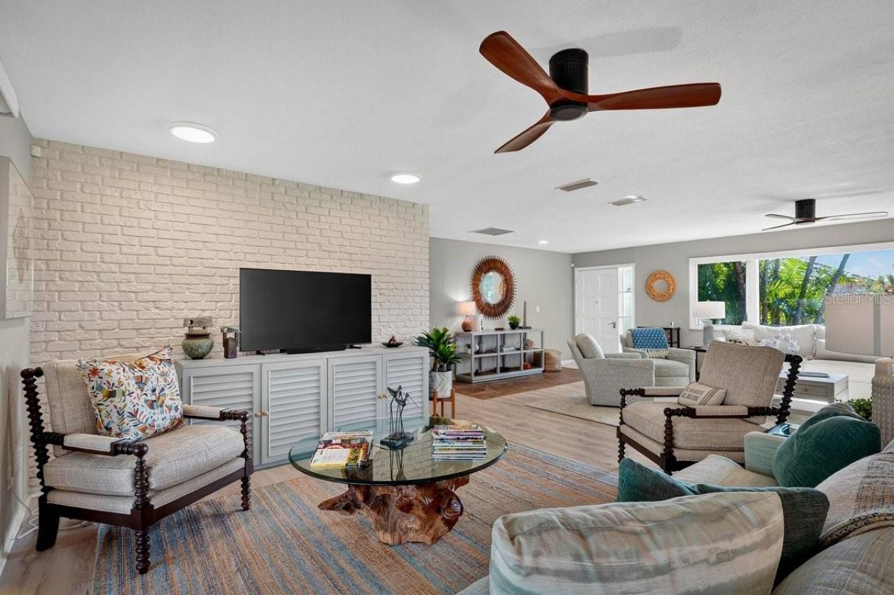 687 John Anderson Drive, Ormond Beach, FL 32176 Photo