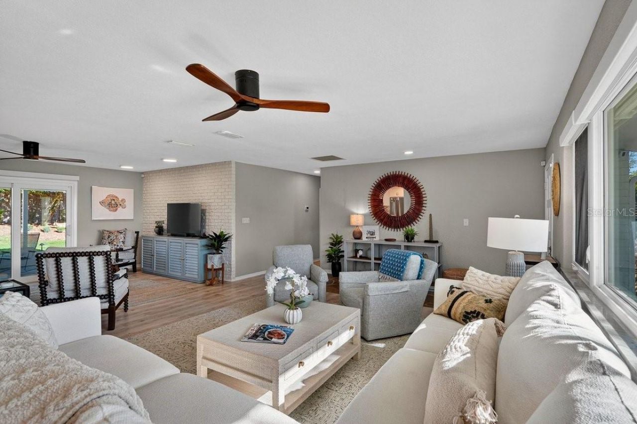 687 John Anderson Drive, Ormond Beach, FL 32176 Photo