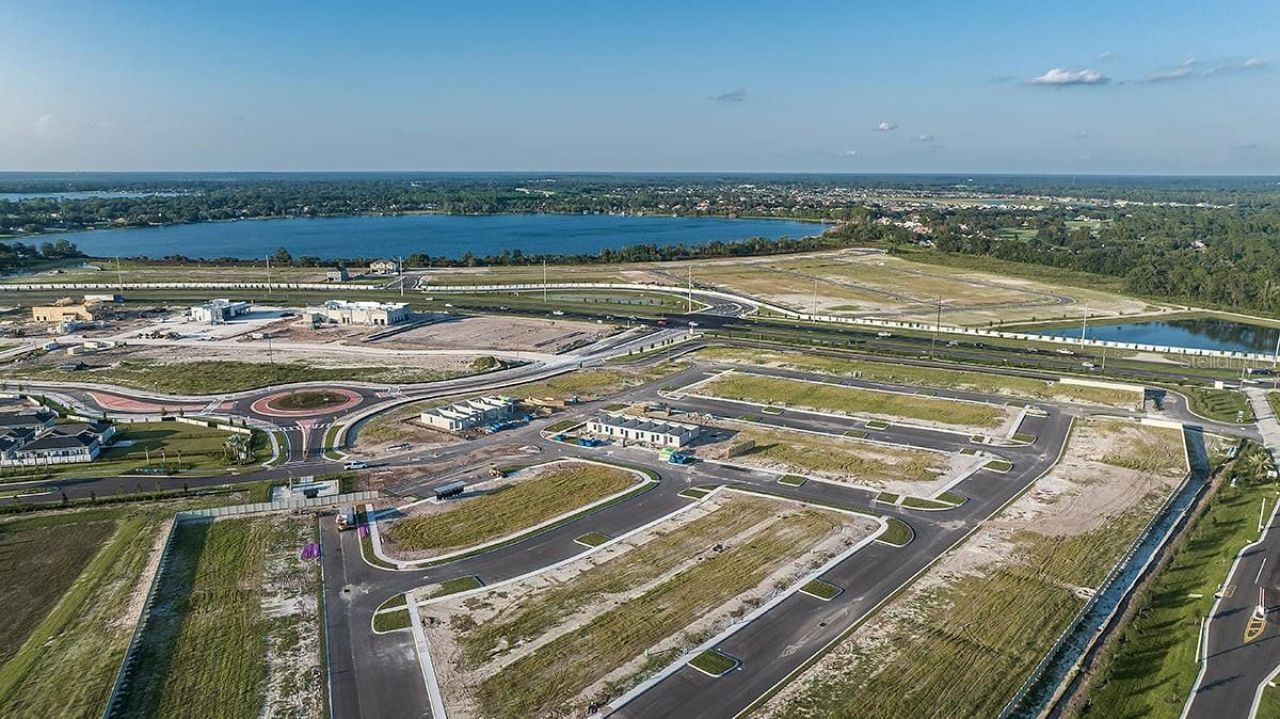 690 Gladstone Way , Mount Dora, FL 32757 Photo