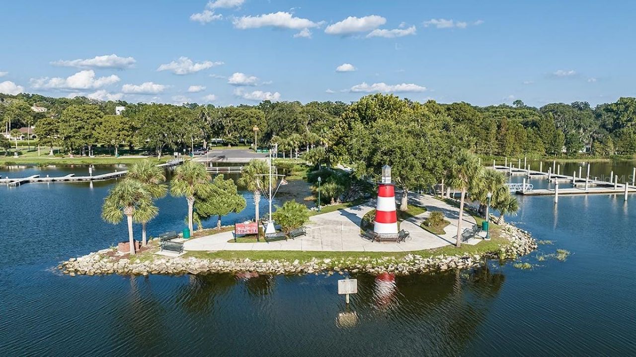 690 Gladstone Way , Mount Dora, FL 32757 Photo