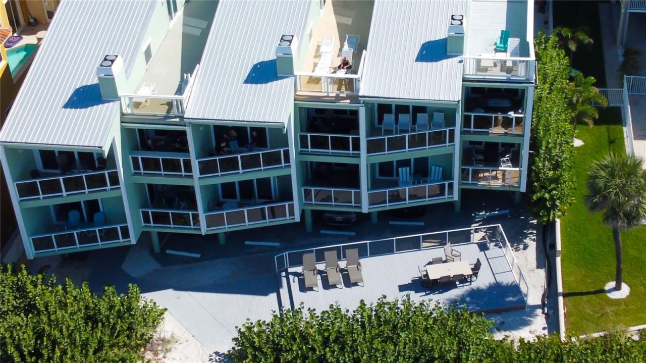 19530 Gulf Boulevard, Unit 4B, Indian Shores, FL 33785 Photo