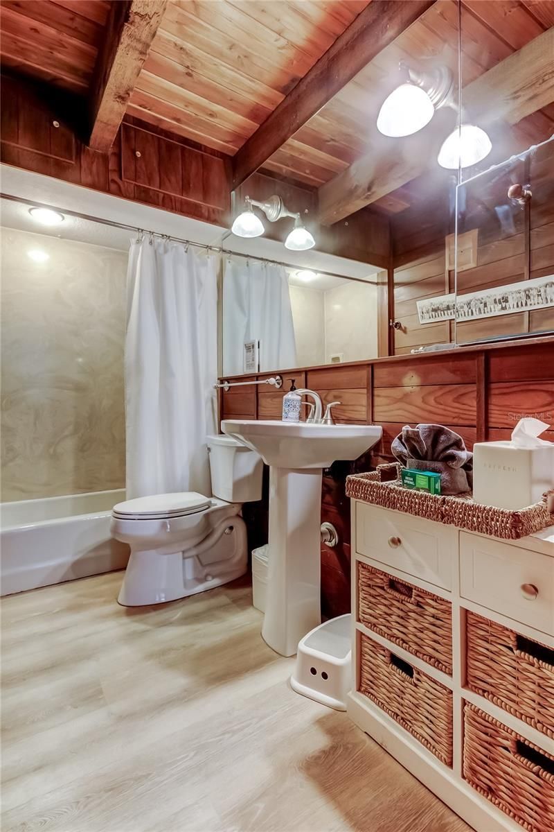 19530 Gulf Boulevard, Unit 4B, Indian Shores, FL 33785 Photo