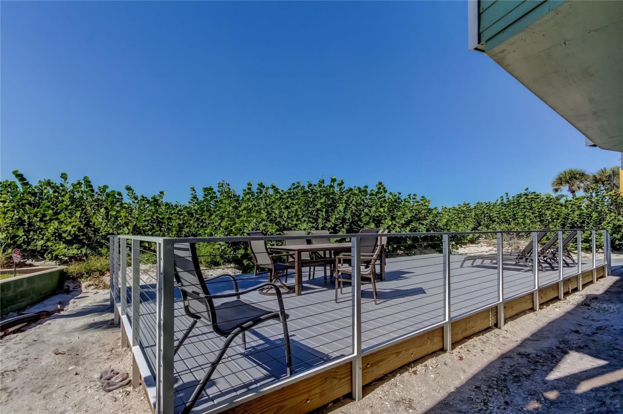 19530 Gulf Boulevard, Unit 4B, Indian Shores, FL 33785 Photo