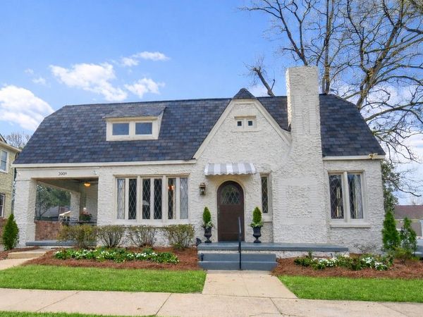 2009 9th Street, Tuscaloosa, AL 35401