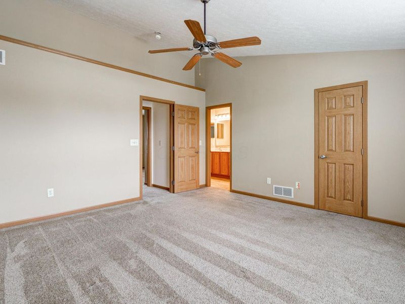 2378 Myrtle Valley Drive , Columbus, OH 43228 Photo 23