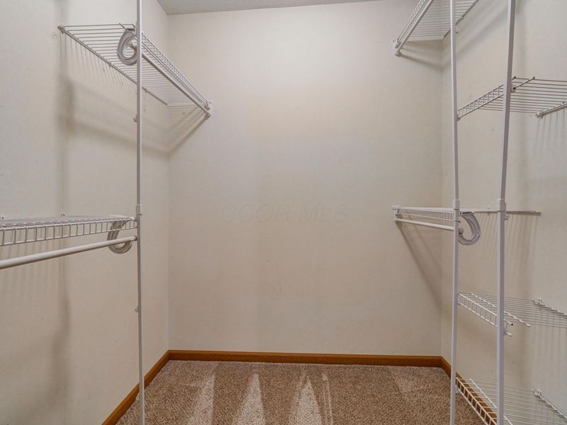 2378 Myrtle Valley Drive , Columbus, OH 43228 Photo 27