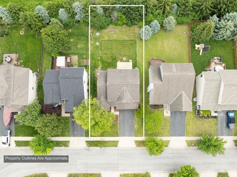 2378 Myrtle Valley Drive , Columbus, OH 43228 Photo 35