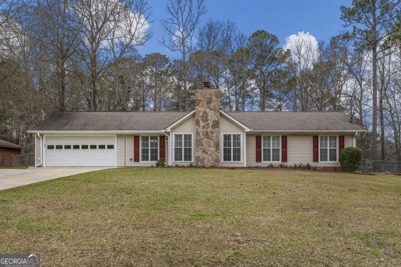 125 Hazel Way, Lagrange, GA 30241 Main Photo