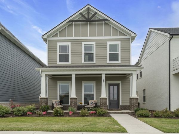 227 Champaign Drive , Hendersonville, TN 37075