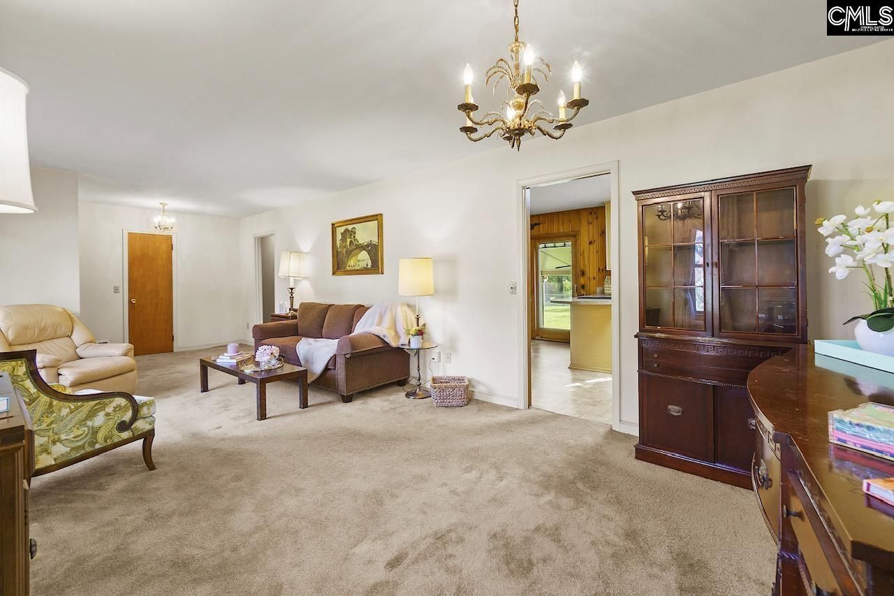 6524 Merrill Road  Photo 11