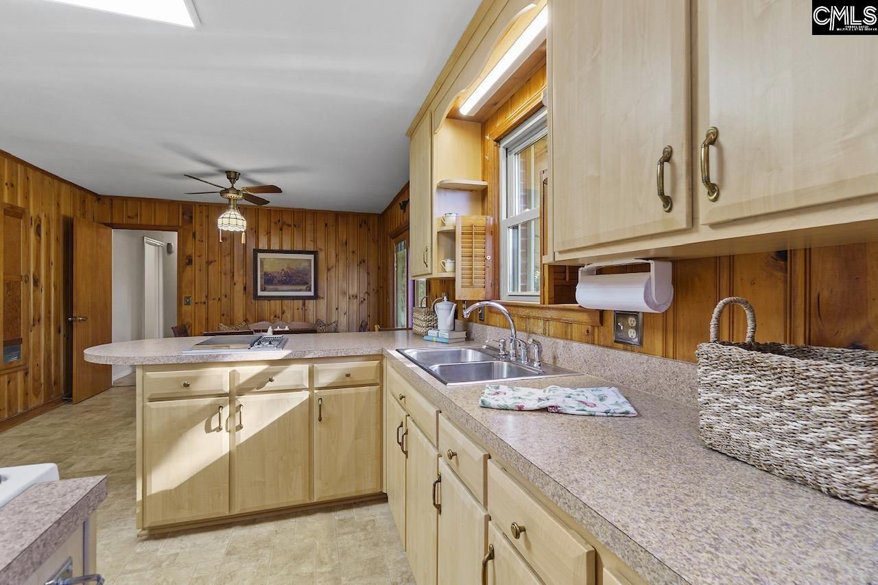 6524 Merrill Road  Photo 15