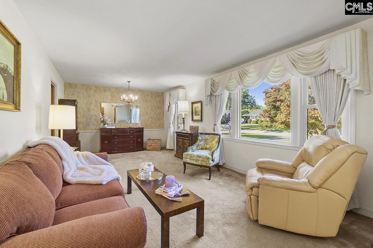 6524 Merrill Road  Photo 9