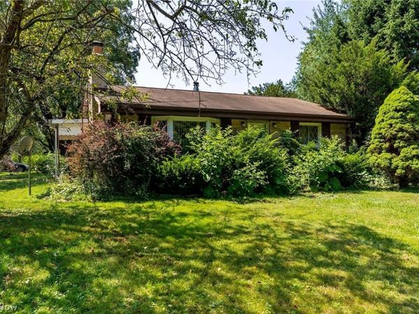 6677 Morningview Drive , Andover, OH 44003