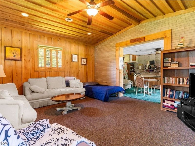 6677 Morningview Drive, Andover, OH 44003 Photo 11