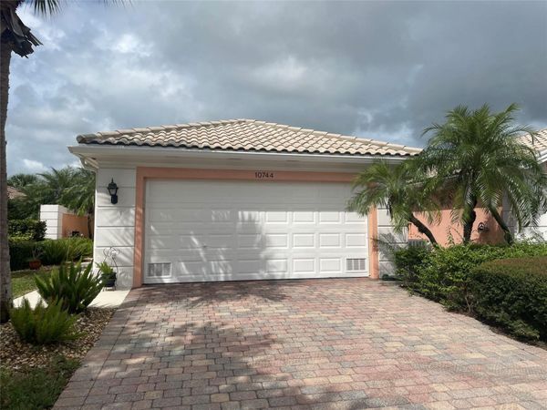 10744 SW Elsinore Drive, Port St. Lucie, FL 34987