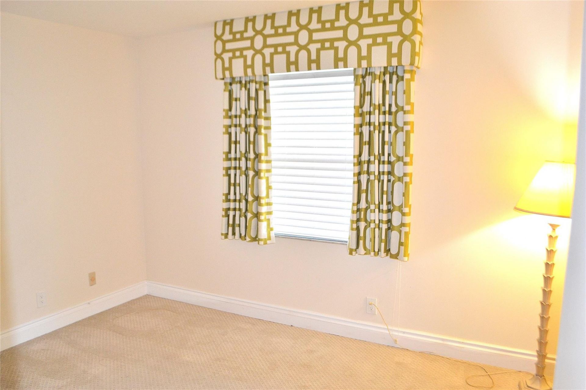 8150 W Mcnab Road, Unit 210, Tamarac, FL 33321 Photo